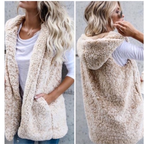 Peach Love California Jackets & Blazers - NWOT Cozy Beige Sherpa Vest